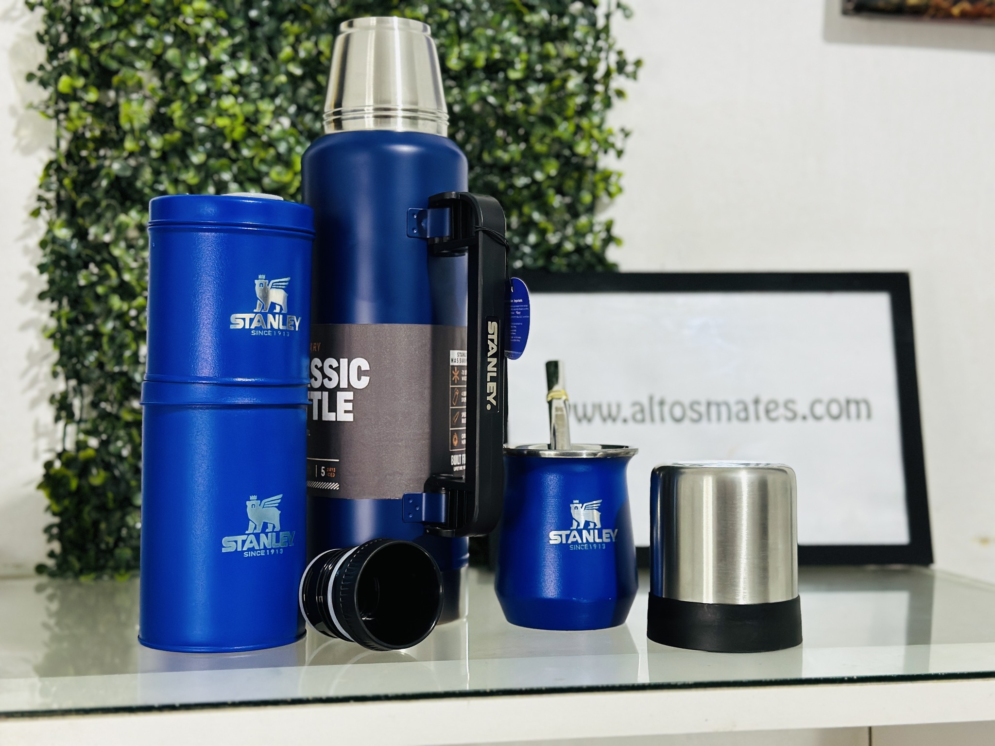 Altos Mates cover