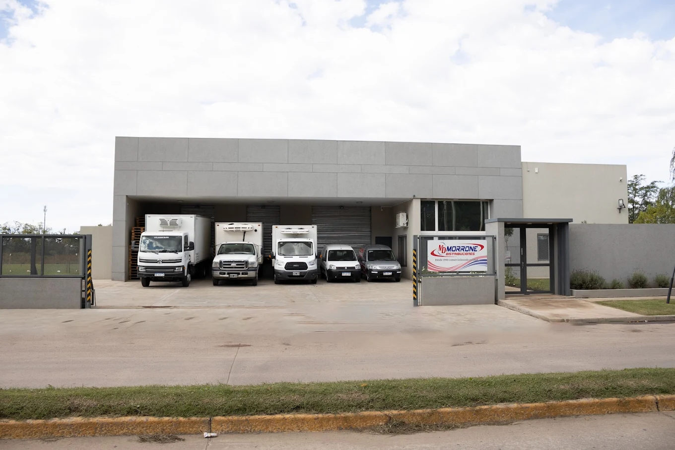 Morrone Distribuciones cover